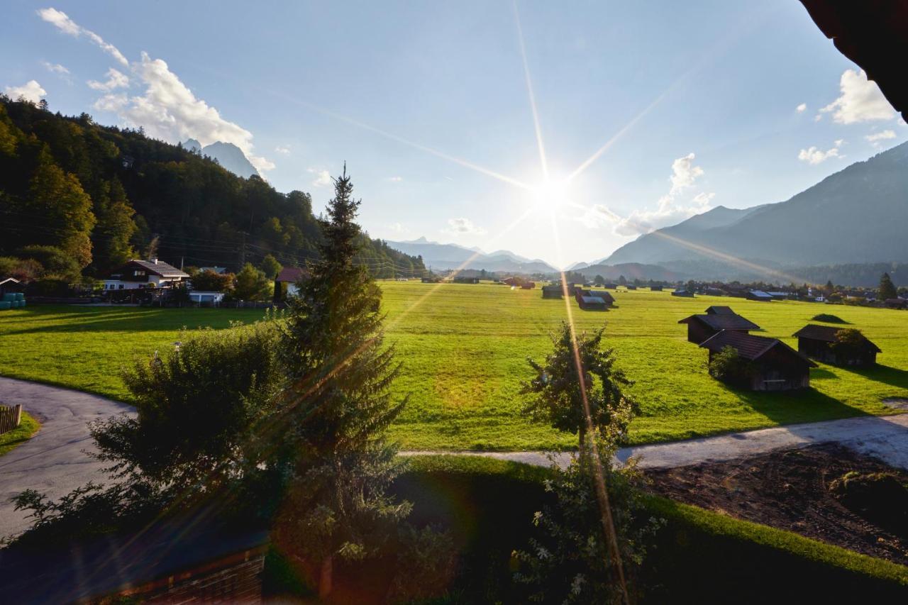 Ferienwohnung Haus Alpklang Garmisch-Partenkirchen Exterior foto